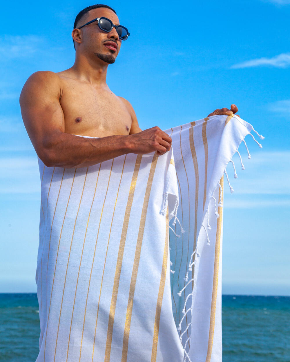 FOUTA G ORO + BLANCO 5/5
