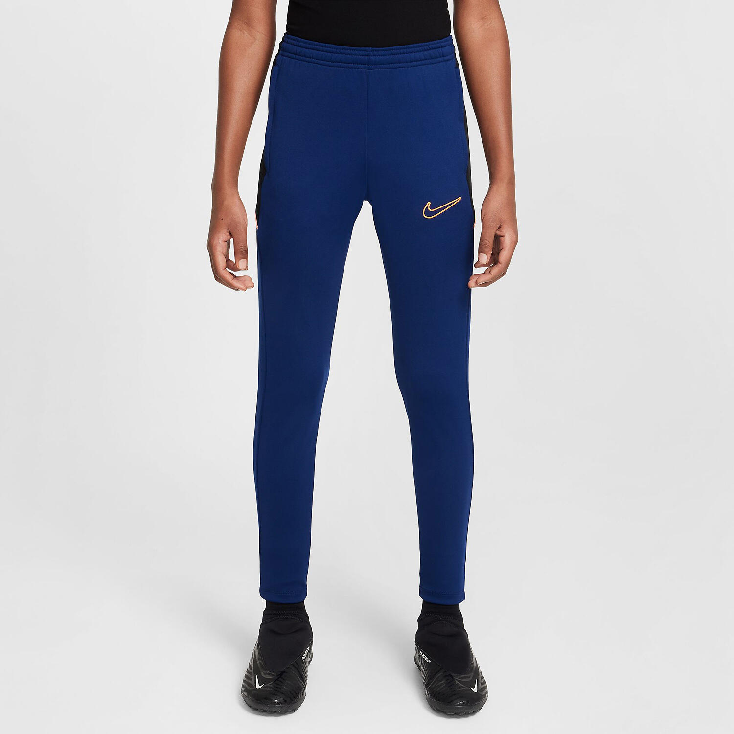 NIKE picture