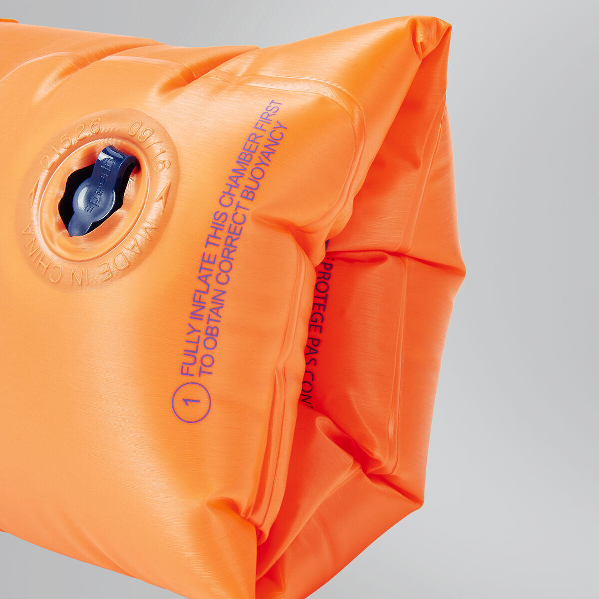 Childrens/Kids Rollup Swimming Armbands (Bright Orange/Blue) 2/4