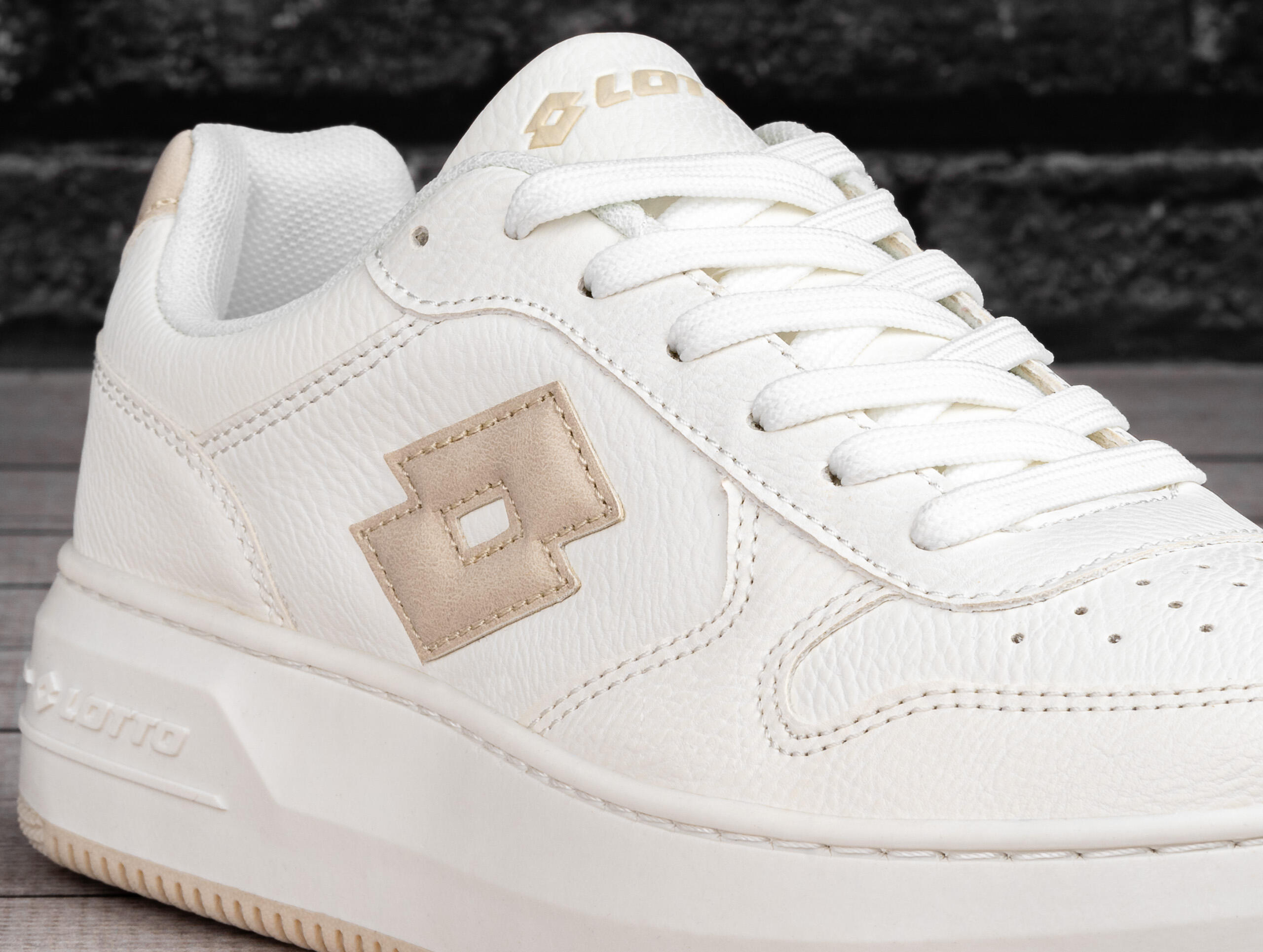 Buty damskie sportowe  snekaersy Lotto PALIOT PF 6/7
