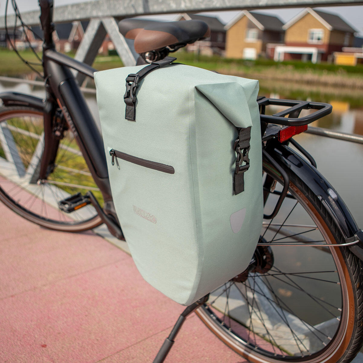 Bolsa de bicicleta Lynx TPU 28L Mint Verde Impermeable para E-Bike 2/7