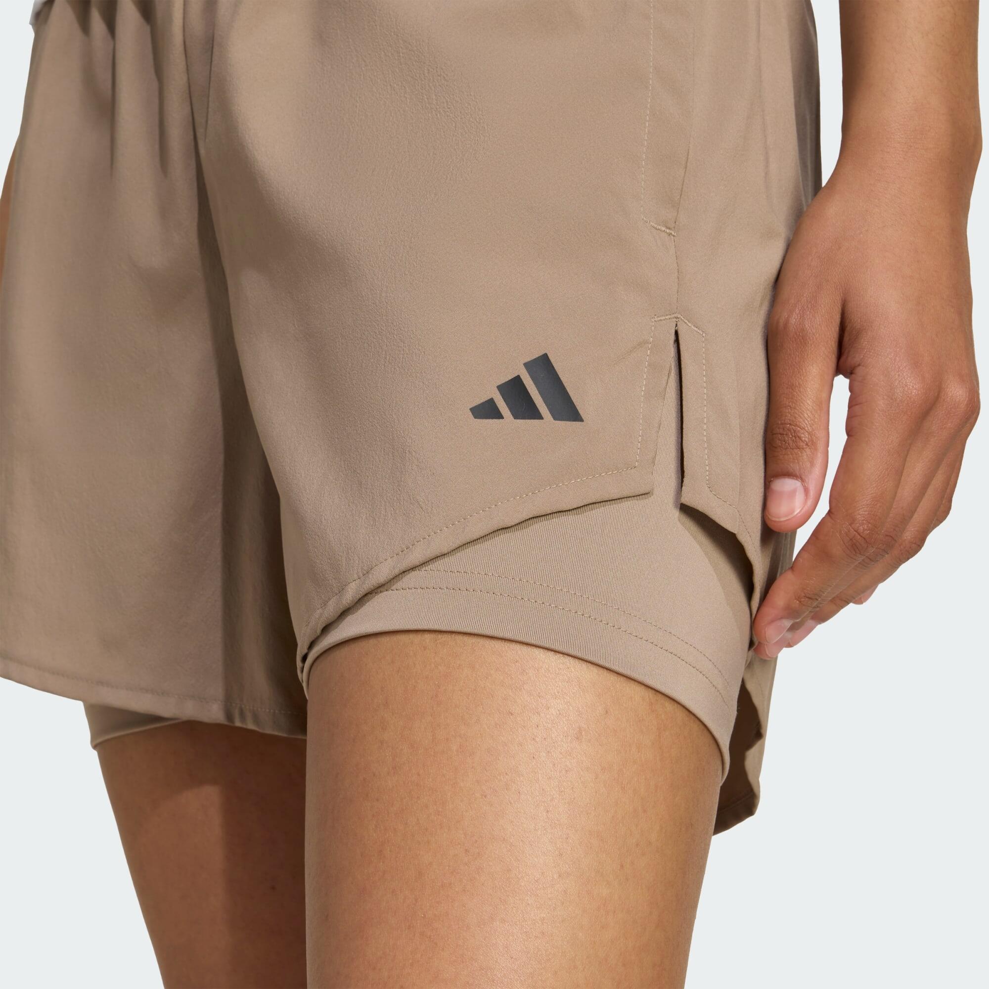 Pantalón corto AEROREADY Made for Training Minimal Two-in-One 4/6
