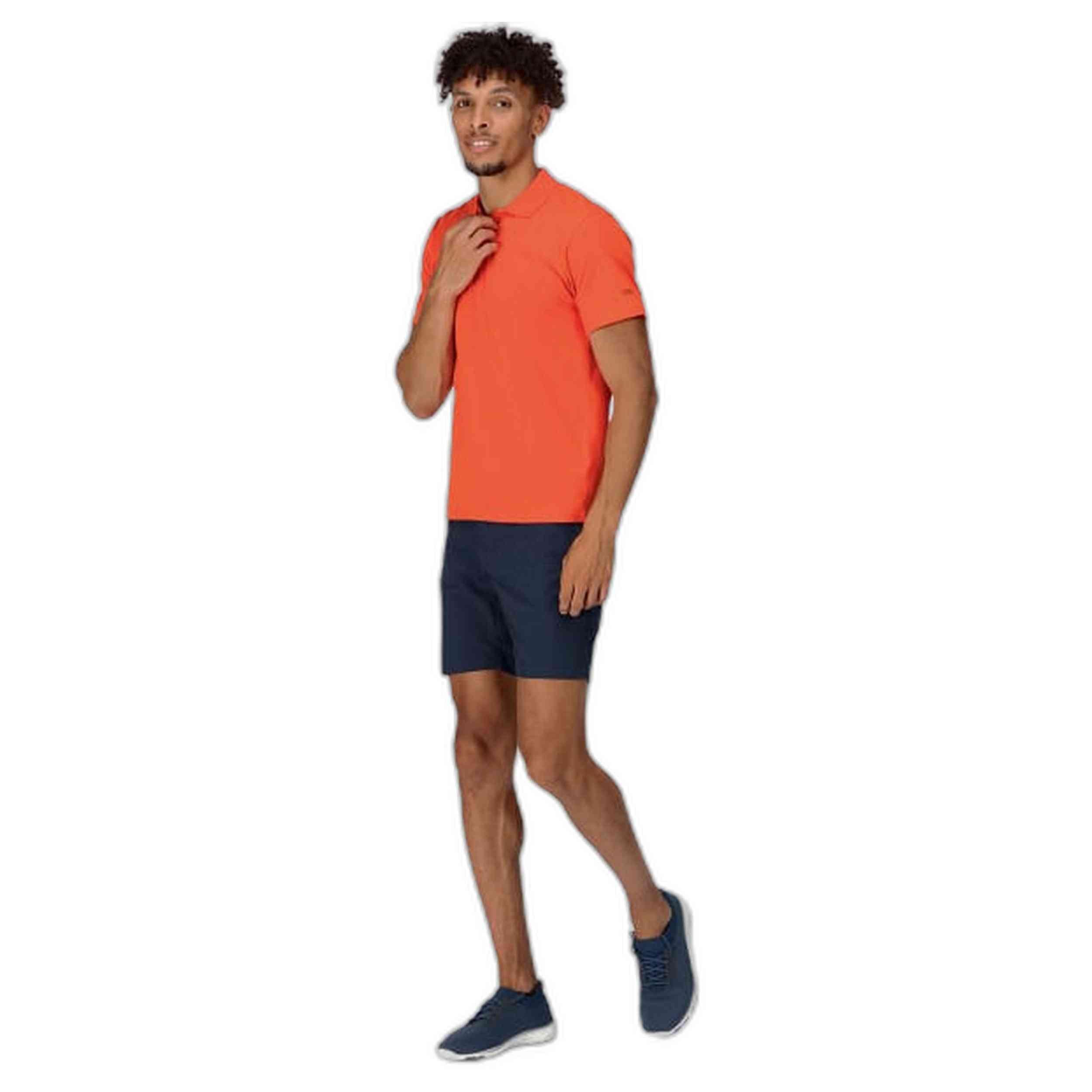 Pantaloncini Regatta modello RMJ235-540 per uomini 4/7