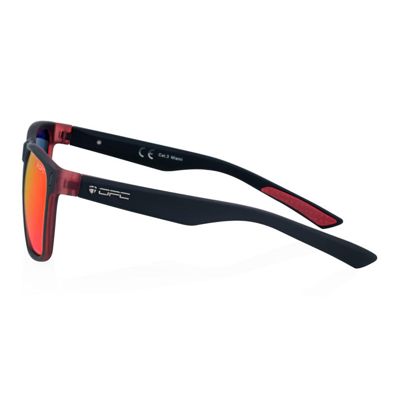 Okulary przeciwsłoneczne unisex z polaryzacja OPC Miami kat.3 + etui 5/6