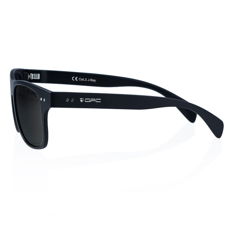 Okulary przeciwsłoneczne z polaryzacją unisex OPC J-Bay kat.3 +etui 5/6