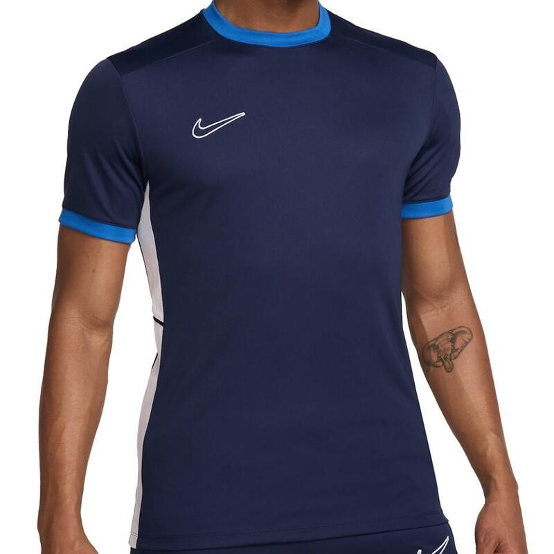 d5b3529e-29f5-4628-81fe-fbcc8e21500e_c145