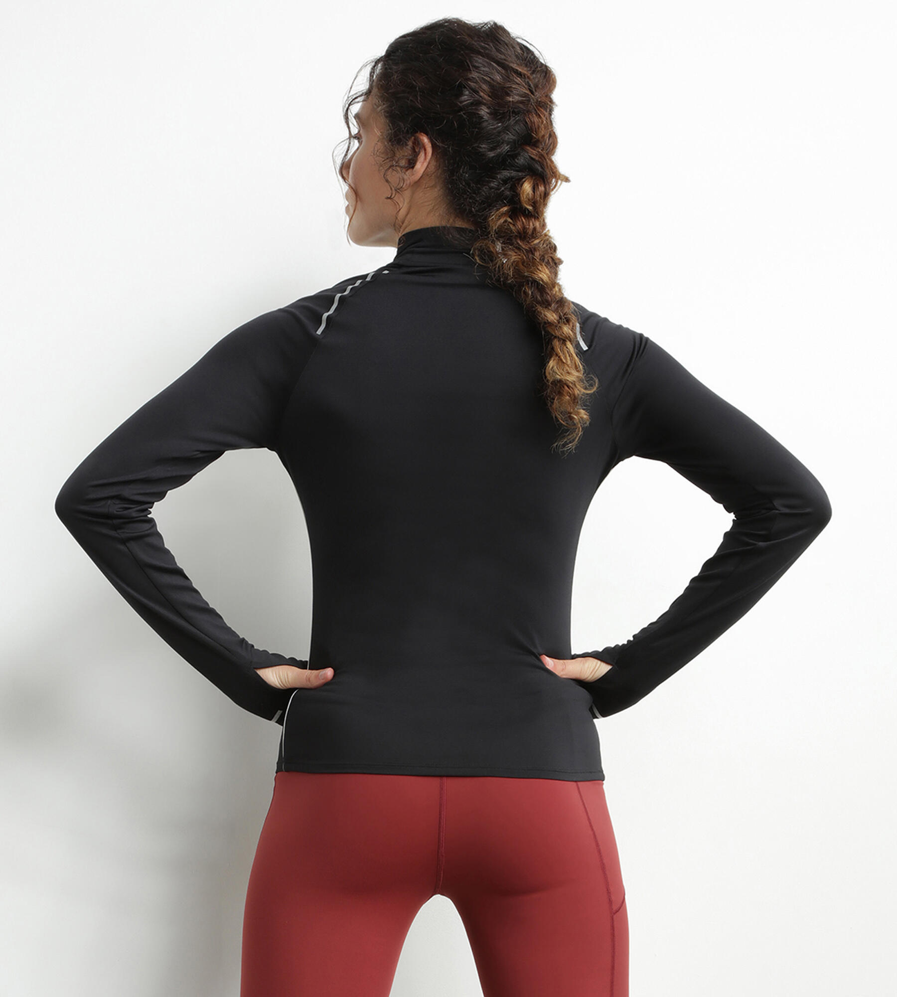 Dim Move, Haut de sport à col montant 2/4