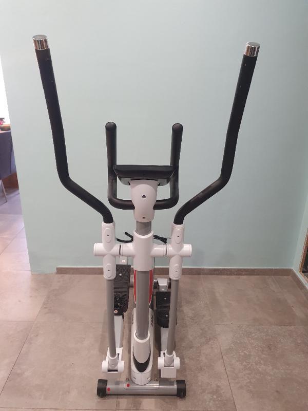 Entre Particuliers - Vélo elliptique BH Athlon 3/5