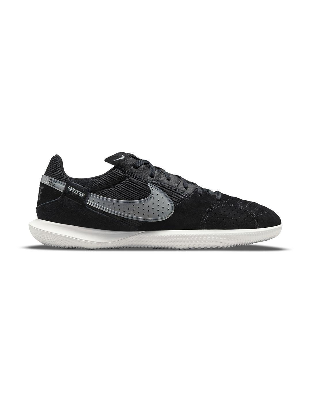 NIKE picture