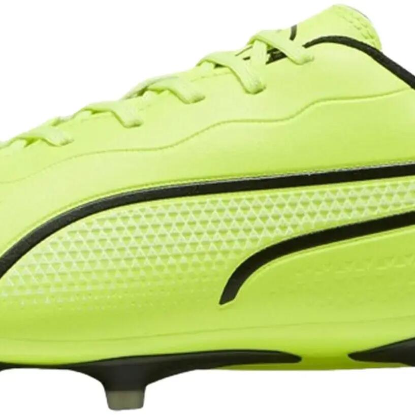 Soccer boots Puma model 107570-04 for man