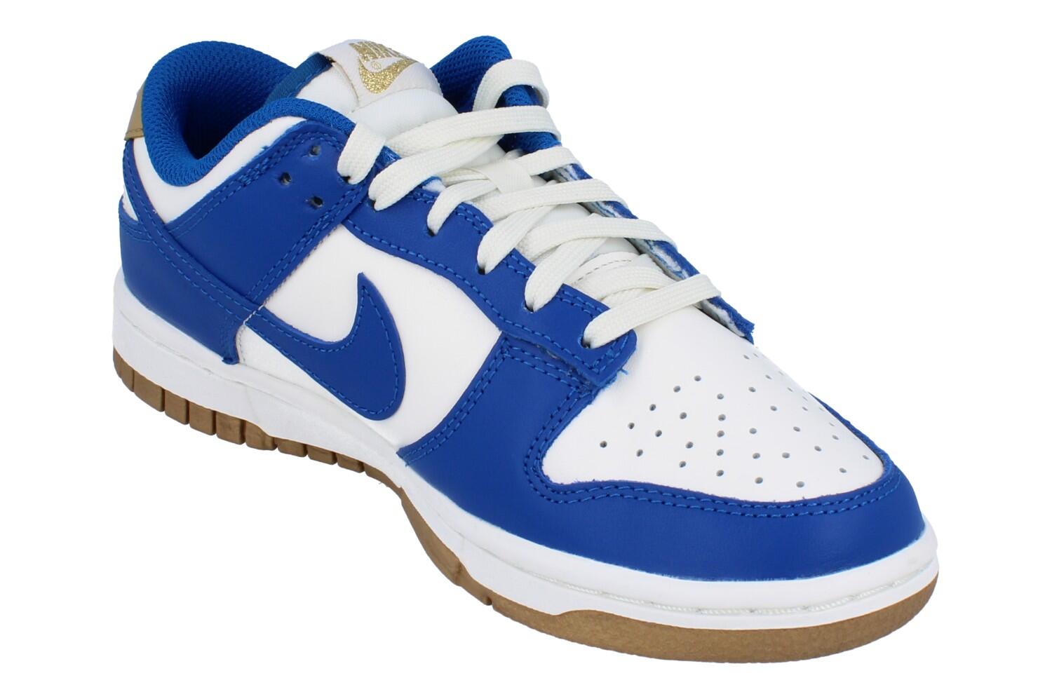 Nike Womens Dunk Low Trainers 4/5