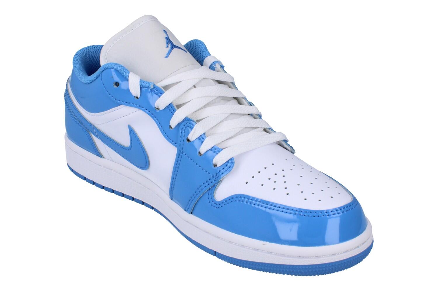Jordan 1 Low SE White Legend Blue 4/5