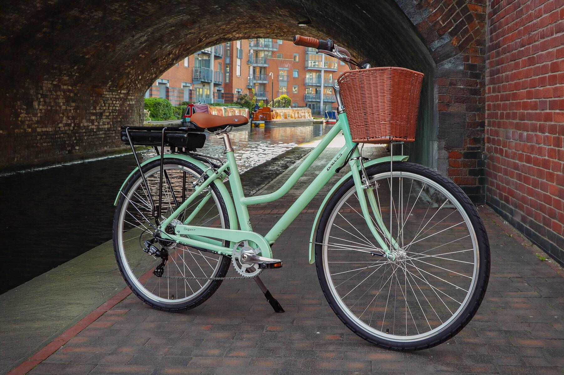 Dawes Elegance Low Step Electric Hybrid Bike 2/7