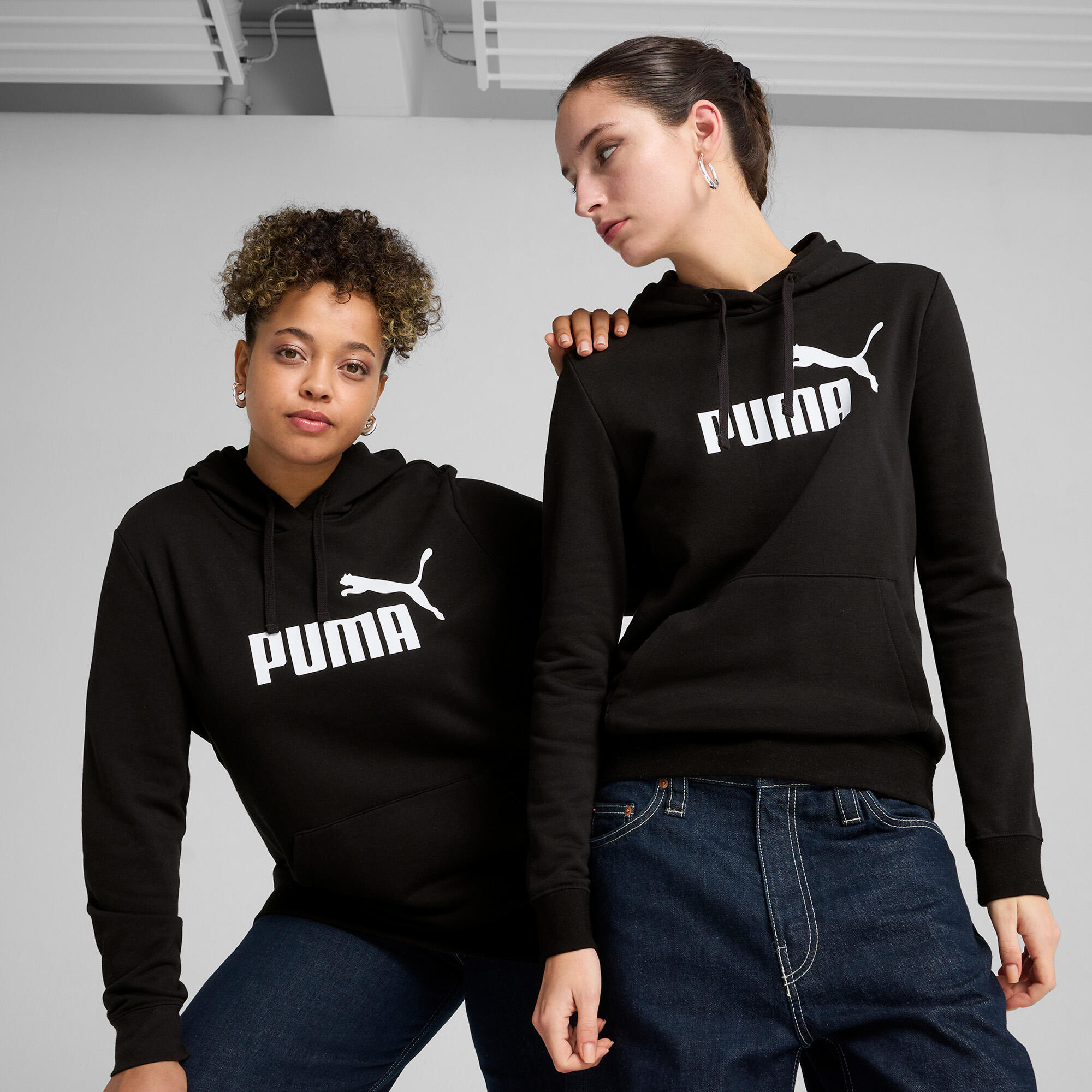 PUMA Ess No. 1 Logo Hoodie FL, Felpe con Cappuccio Donna, PUMA Black,XS 3/13