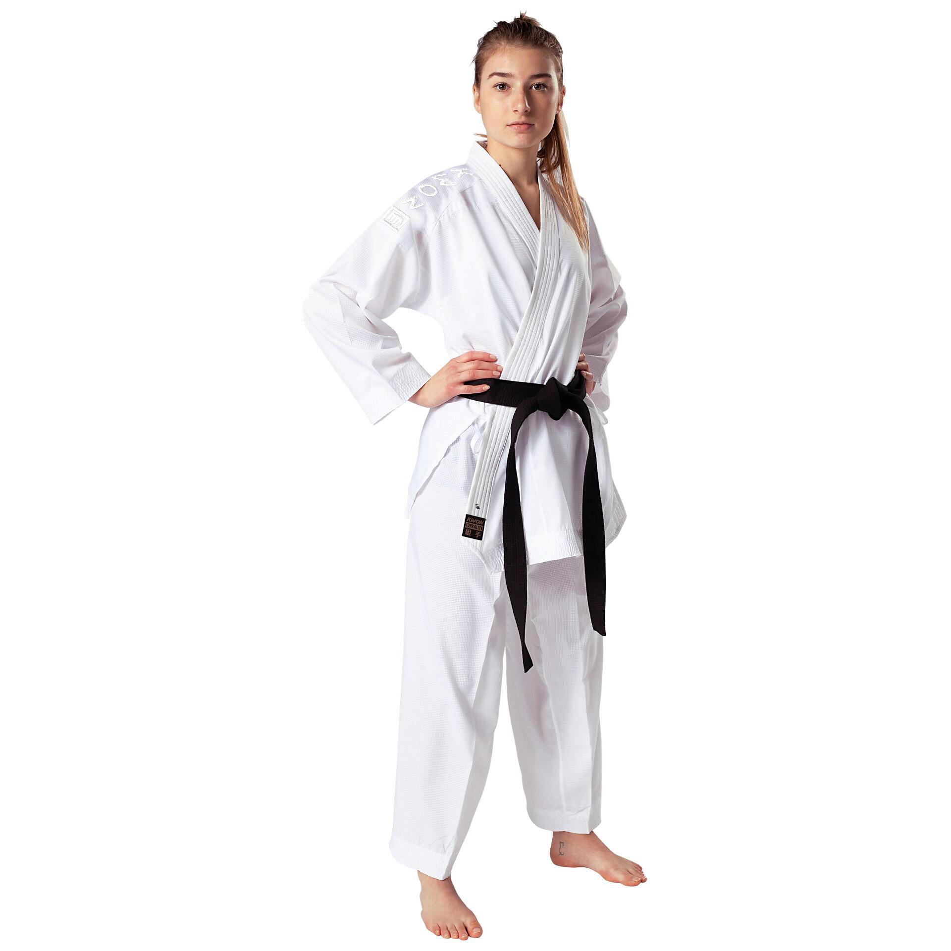 KWON Kimono karate goedgekeurd wukf Kwon Supralite
