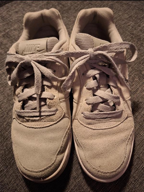 Entre Particuliers - Baskets vert menthe Nike 2/4