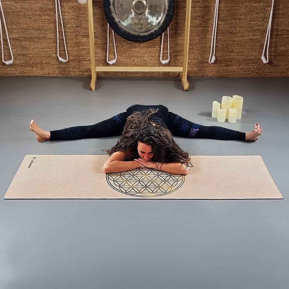 Tapis yoga caoutchouc & chanvre  4,5mm + Sac en cuir de liège - Fleur de vie or 5/7