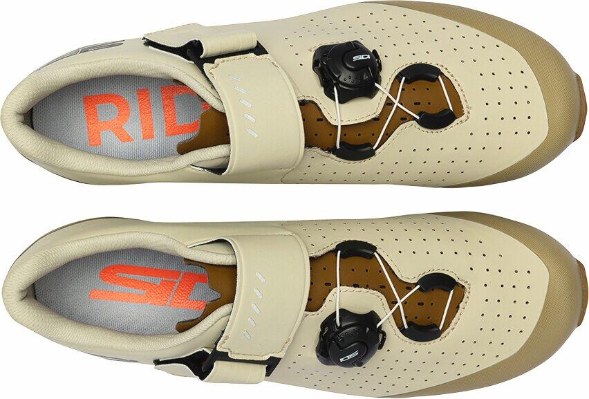 Zapatos beige PHYSIS 3/6