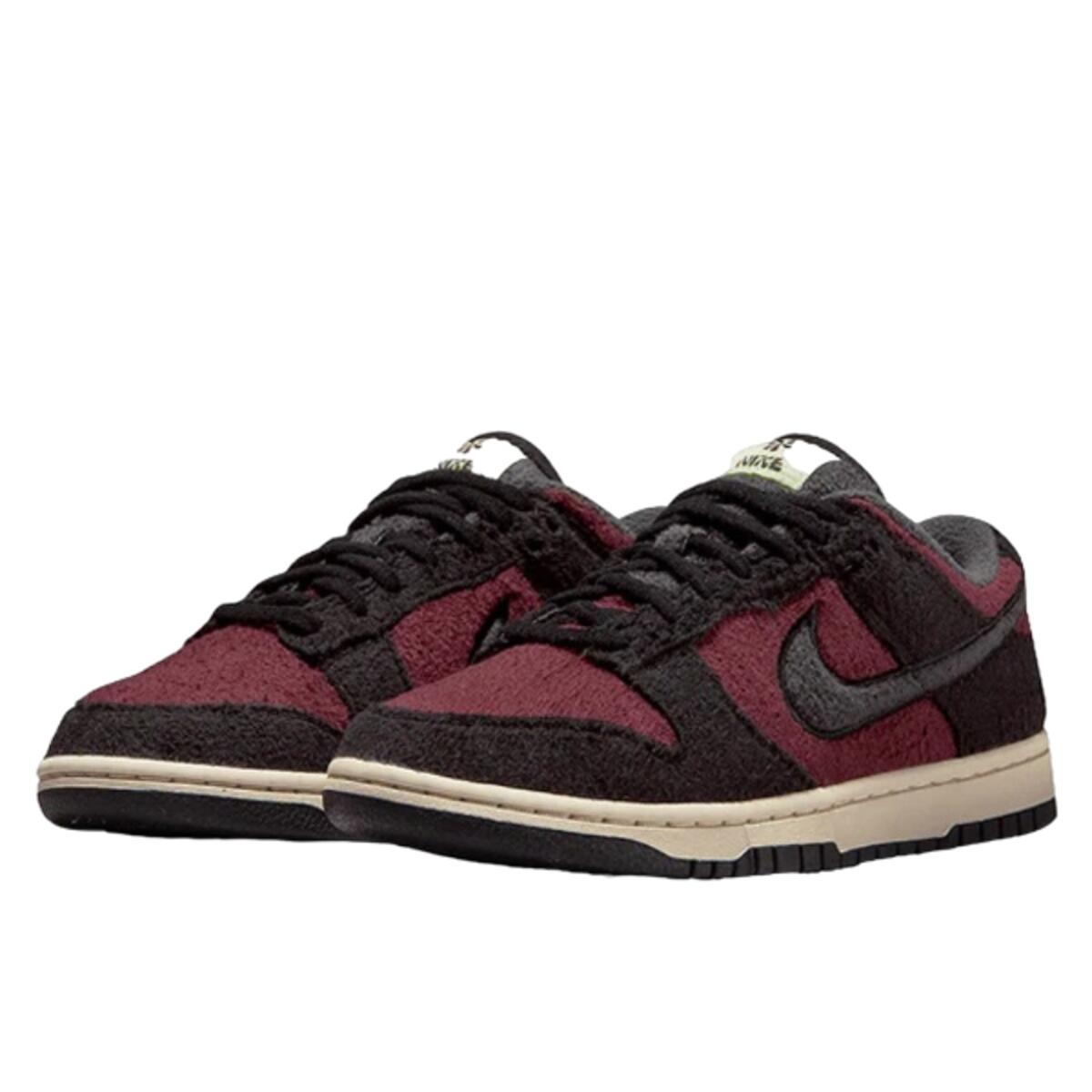 Schoenen  Dunk Low SE Fleece Burgundy Crush 2/3