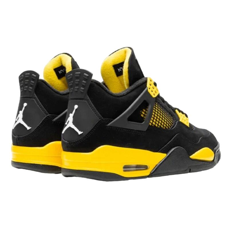 4 Retro Thunder (2023)