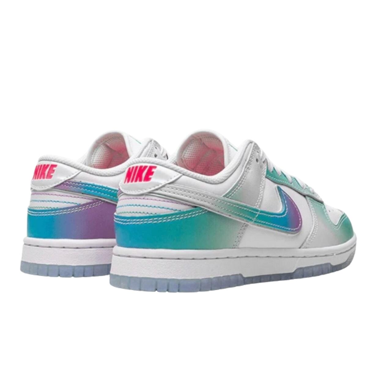 Chaussures  Dunk Low Unlock Your Space 3/4
