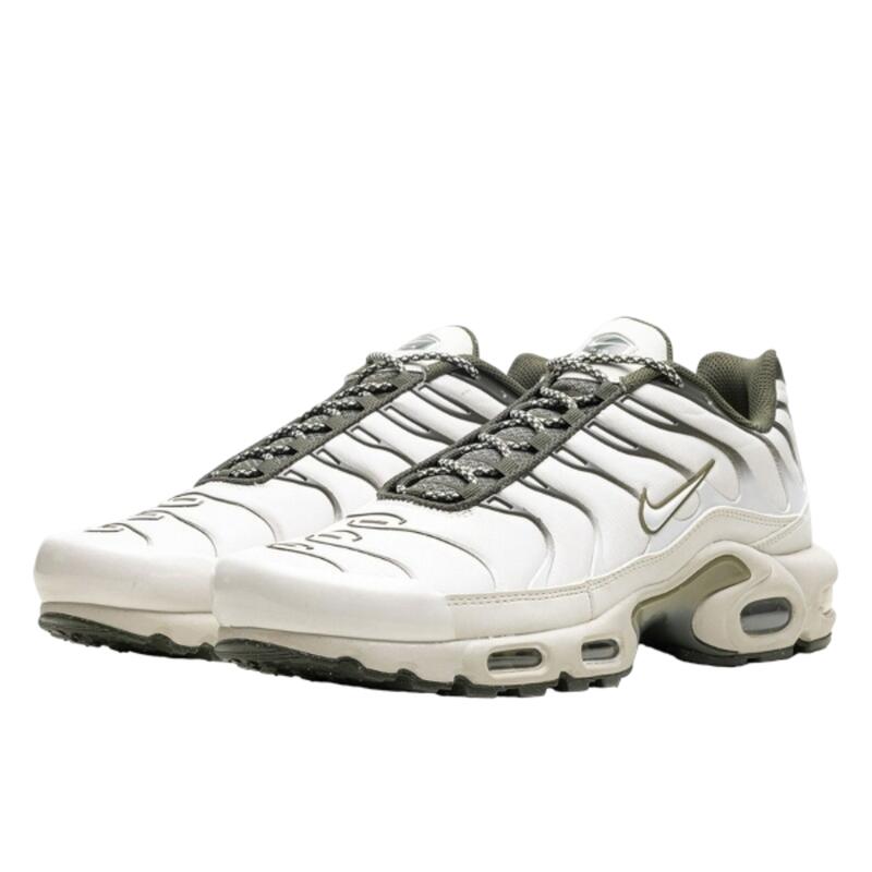Air Max Plus Light Bone