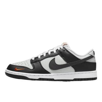 Schoenen dunk low black grey orange