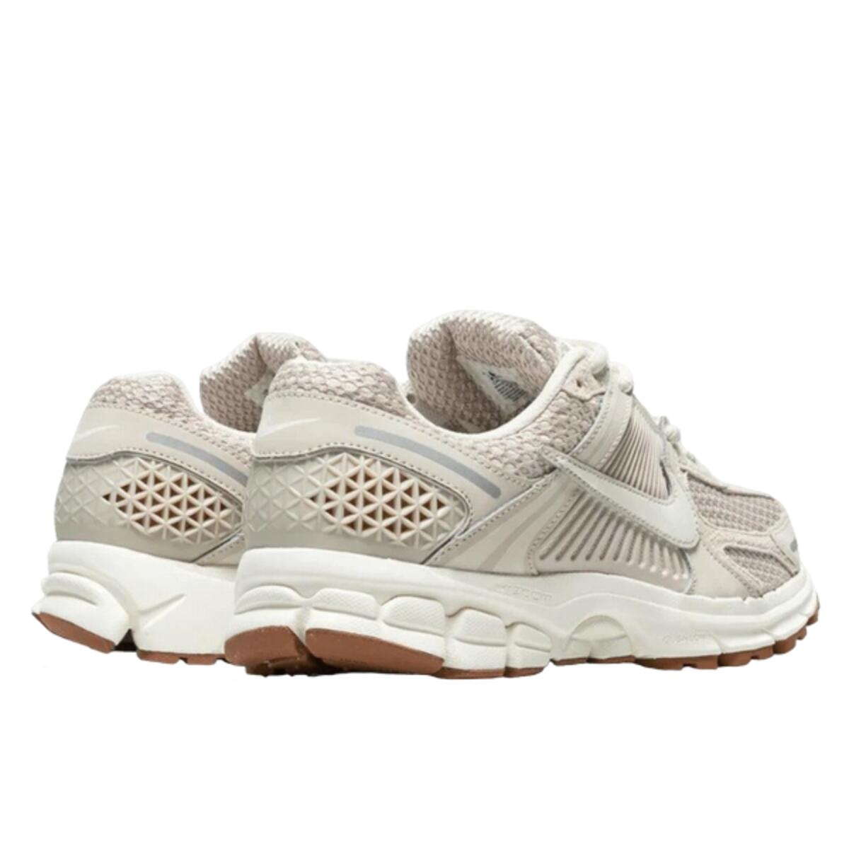 Chaussures  Zoom Vomero 5 Light Orewood Brown 3/6