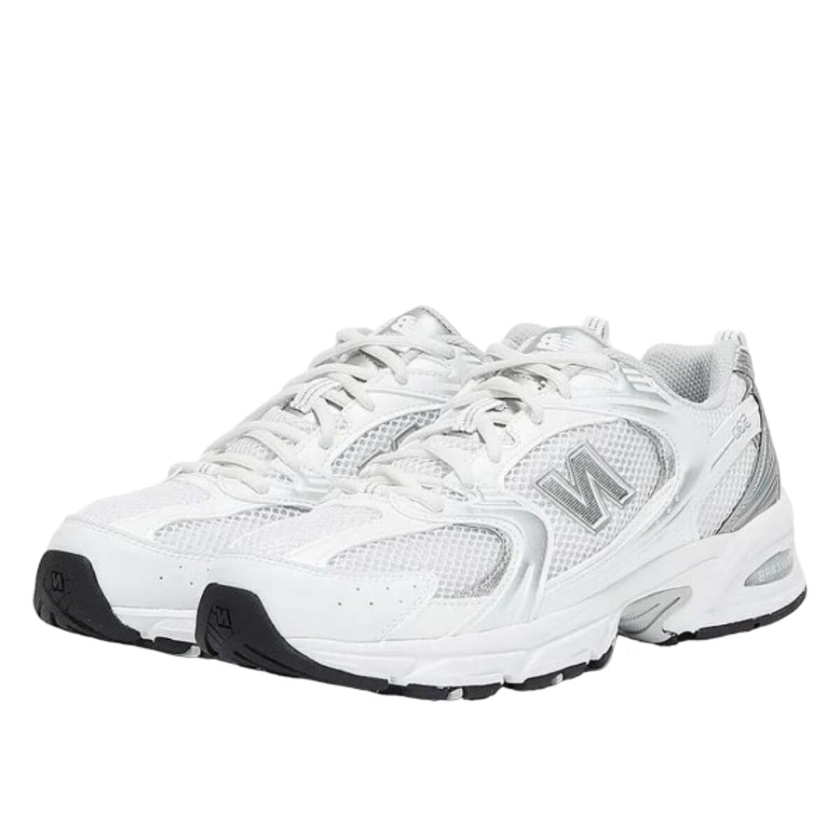 Schoenen  530 Munsell White 2/6