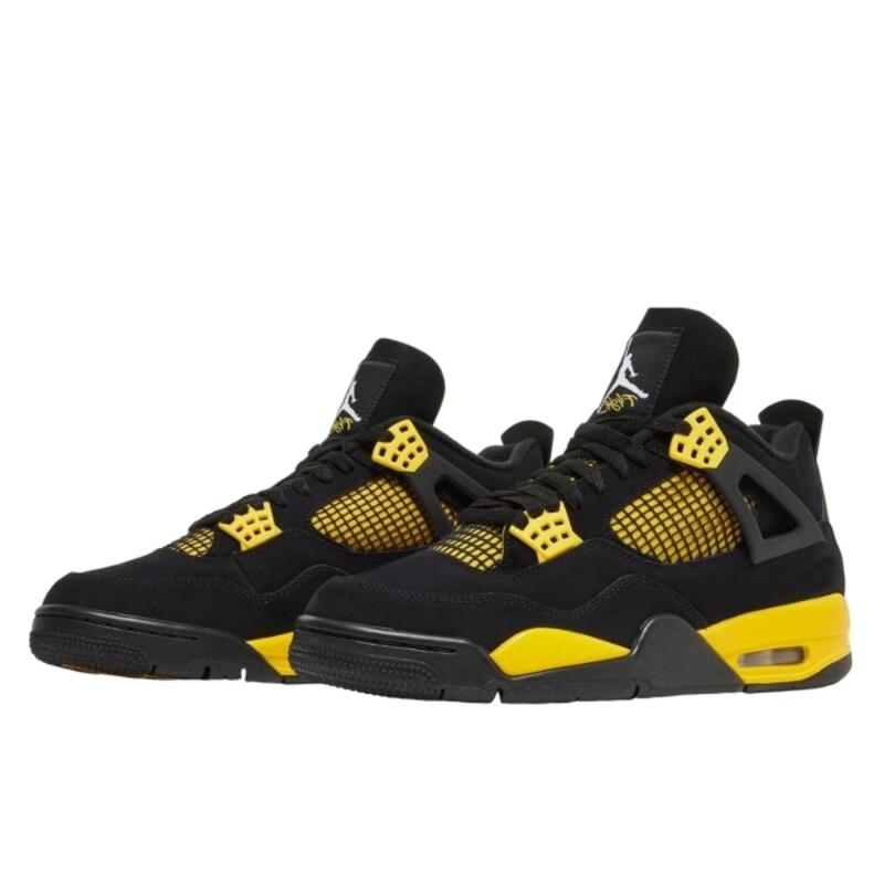 4 Retro Thunder (2023)
