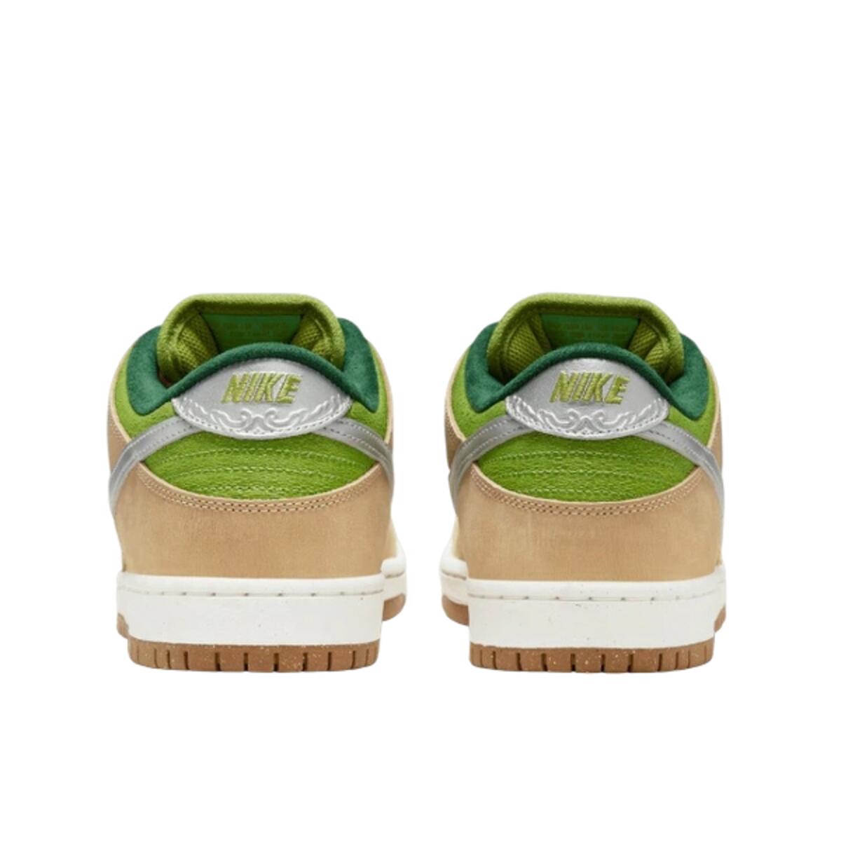 Chaussures  SB Dunk Low Escargot 3/4