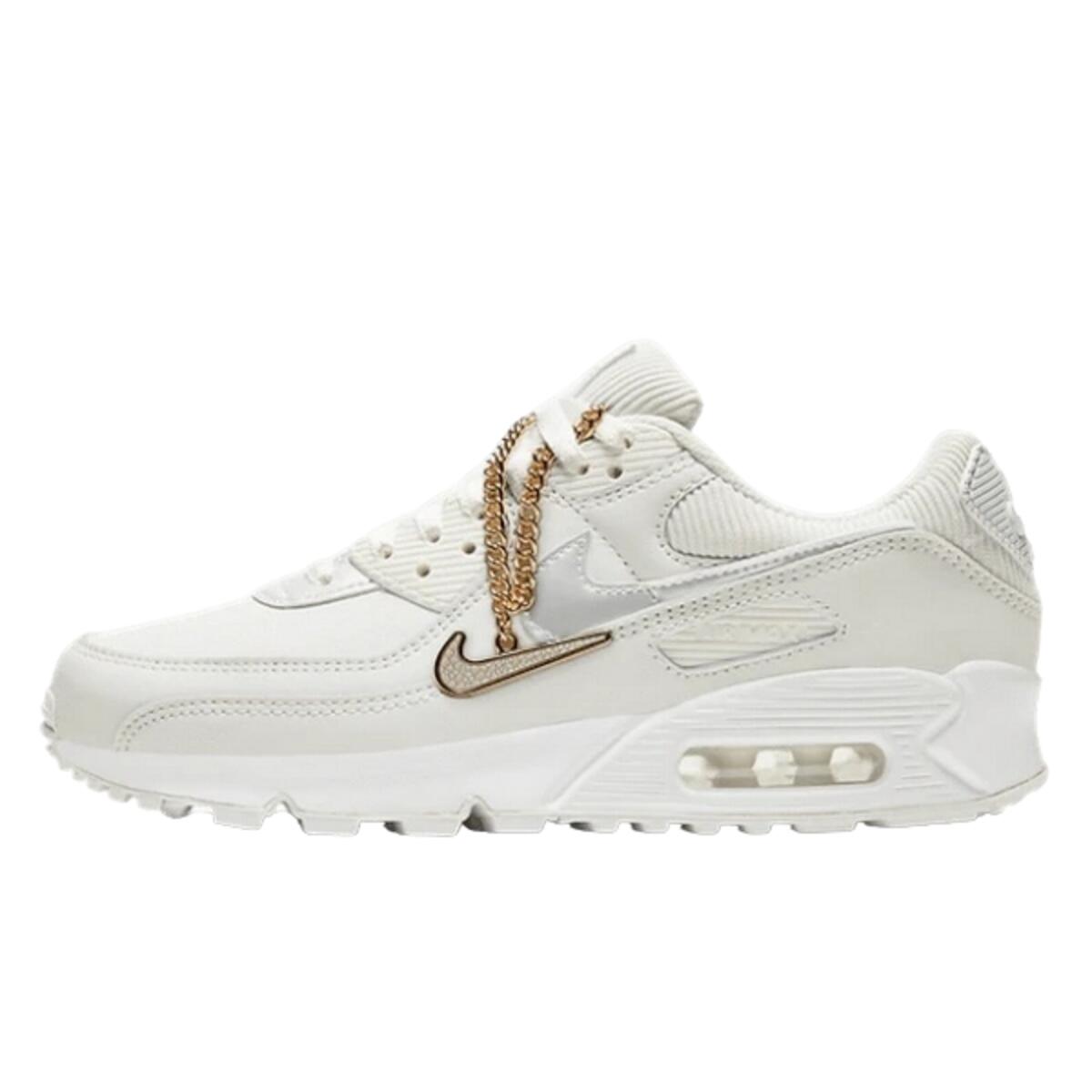 NIKE picture