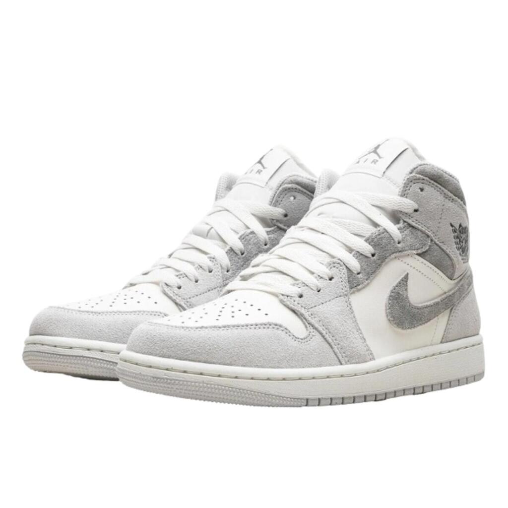 Shoes  1 Mid SE Neutral Grey Sail