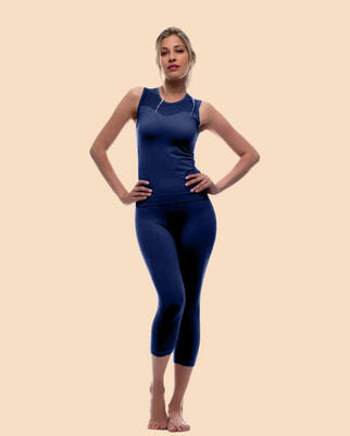 Set: Leggings und sportliches T-Shirt mit Emana-Faser. Namasté