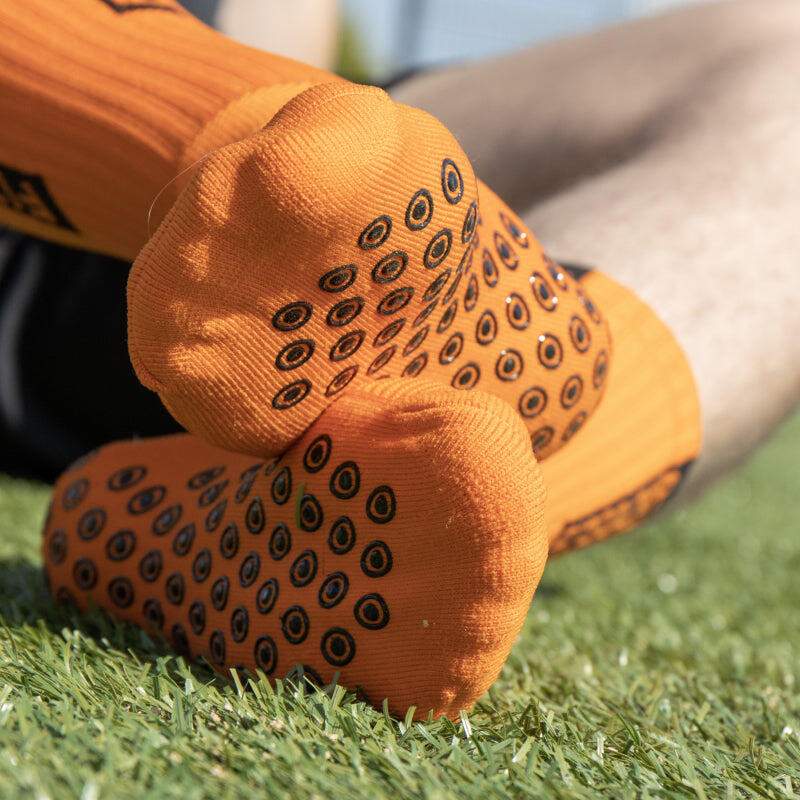 Offerta combinata: 3 paia di calze antiscivolo FitSockr - Arancione 3/3