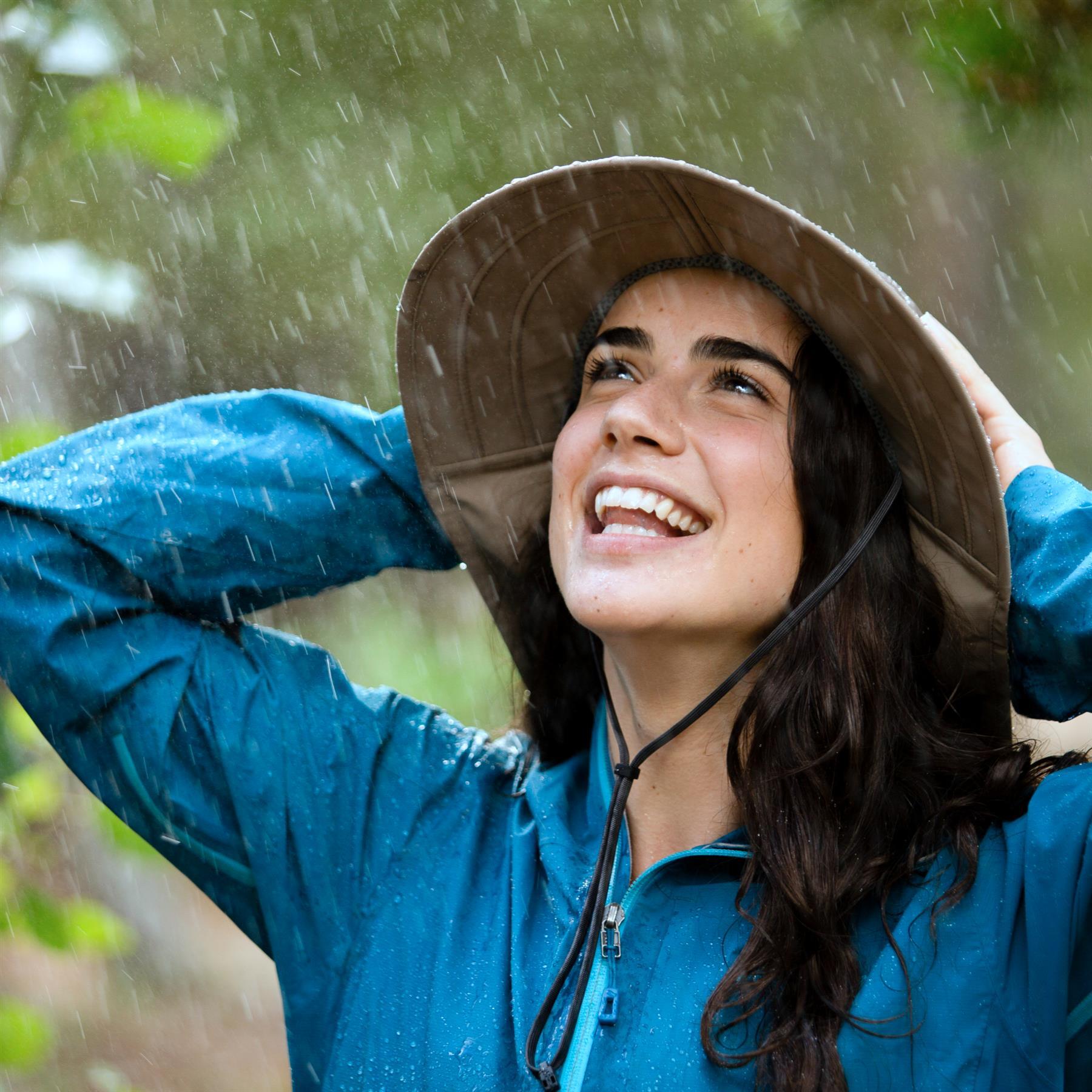 SUNDAY AFTERNOONS Ultra Adventure Storm Hat