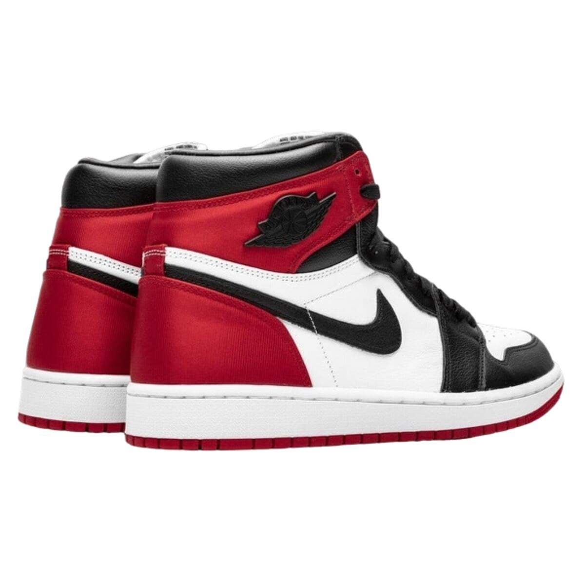 Chaussures  1 Retro High Satin Black Toe 3/4