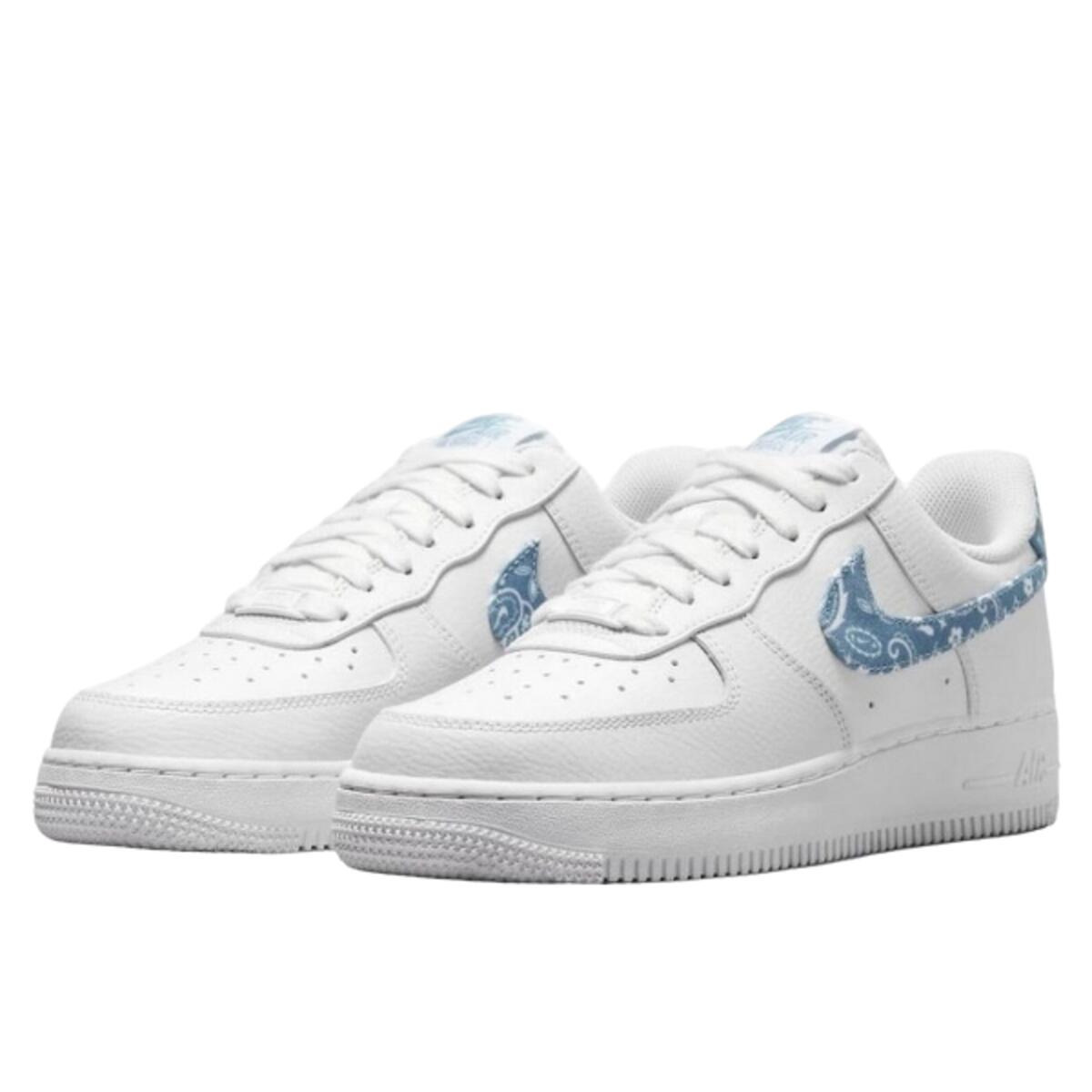 Chaussures  Air Force 1 Low '07 Essential White Worn Blue Paisley 2/3
