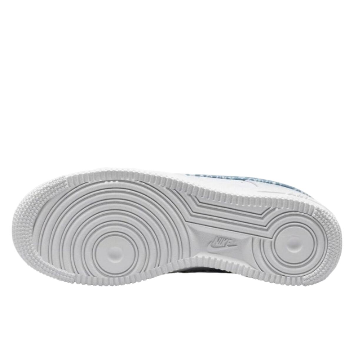 Chaussures  Air Force 1 Low '07 Essential White Worn Blue Paisley 3/3