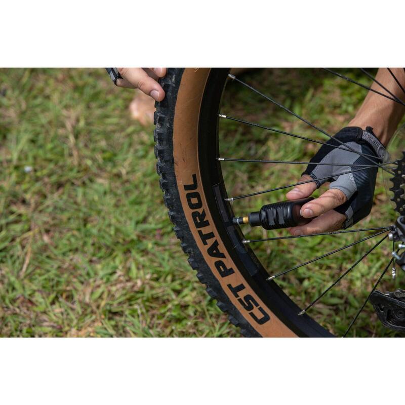 Pompă mică pentru biciclete - compresor de aer