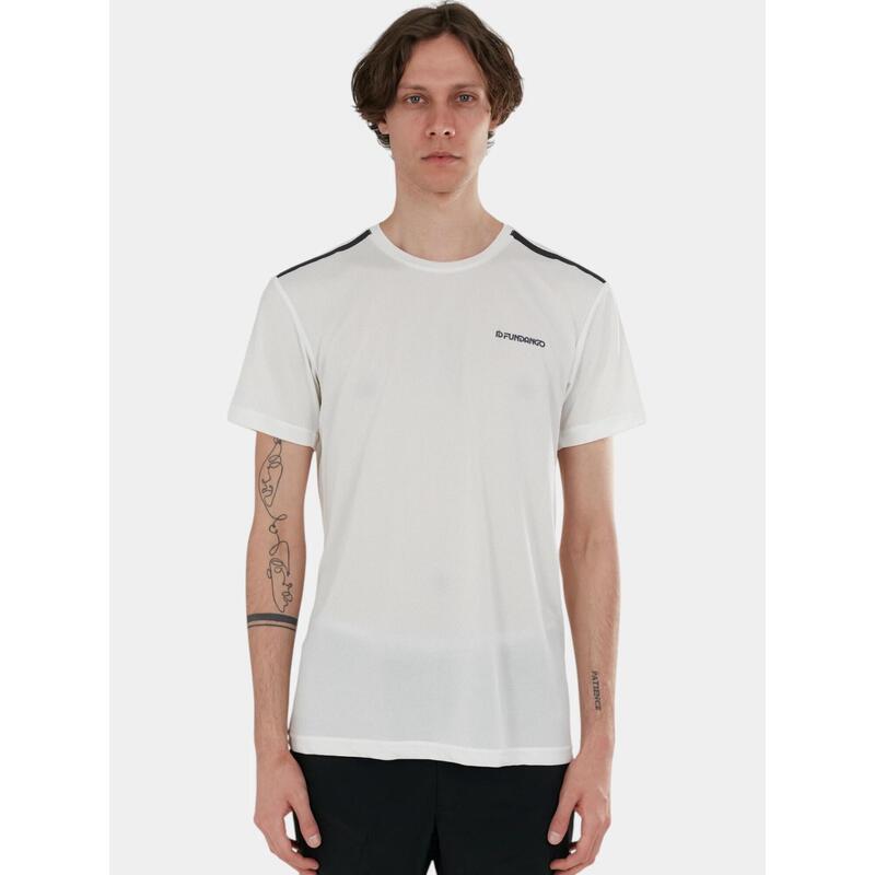 eb20bae4-5bb3-4934-9e2d-b52275070716_c4