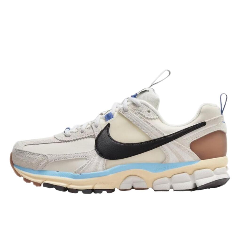 Shoes  Zoom Vomero 5 Designed by Japan
