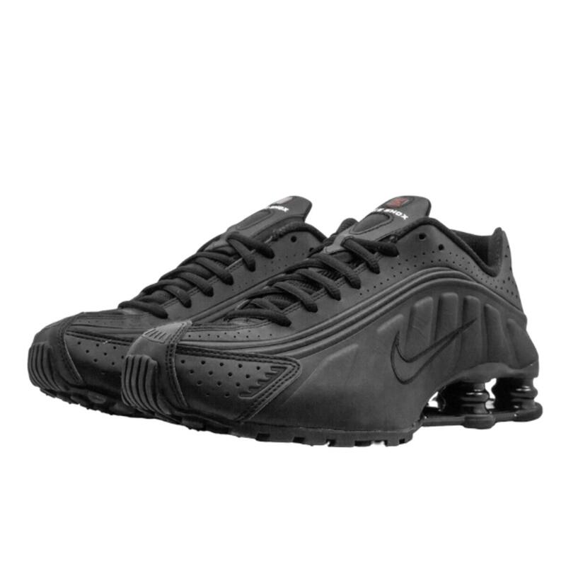 Shox R4 Black