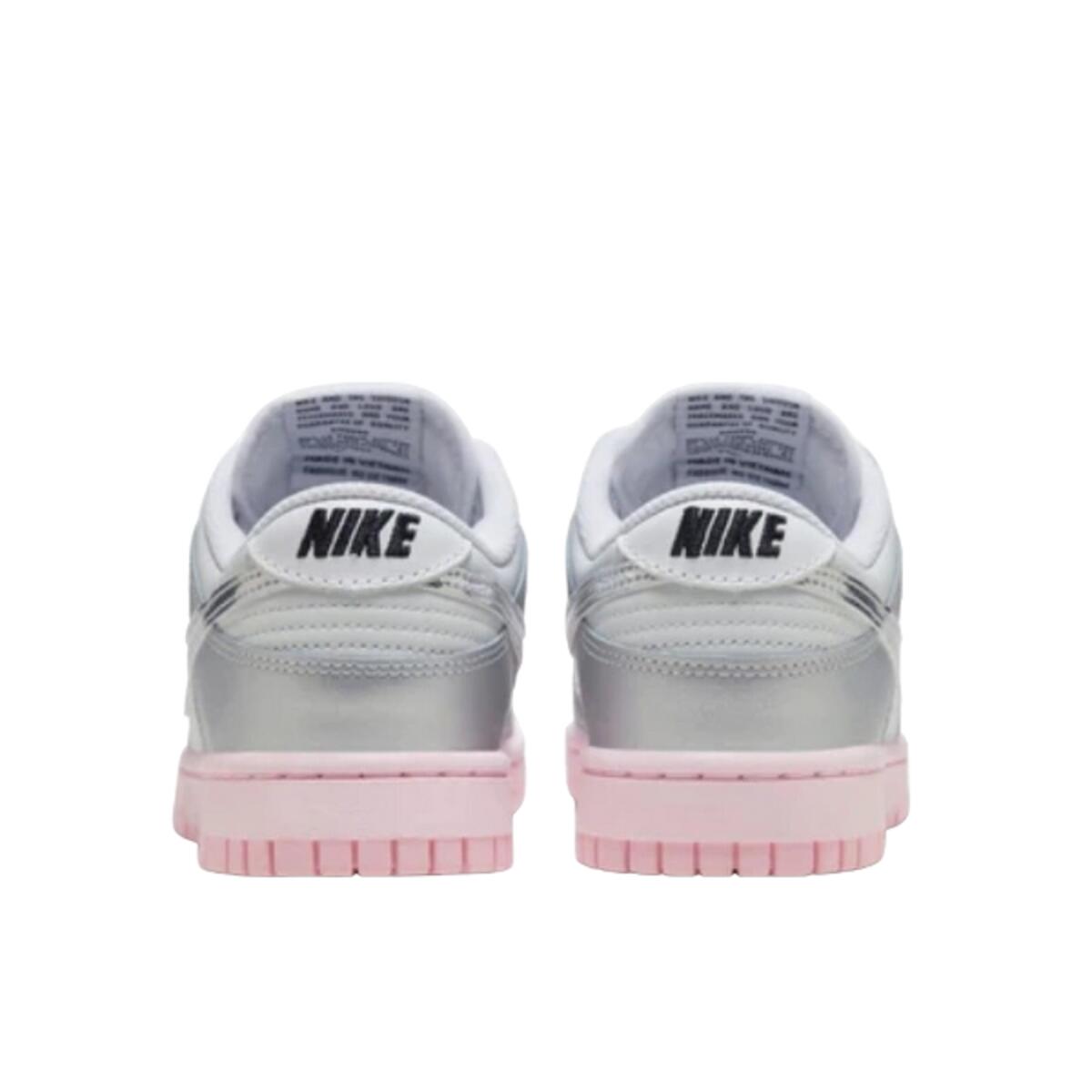 Scarpe  Dunk Low LX Metallic Silver Pink Foam 4/4