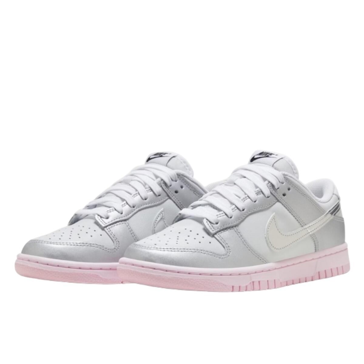 Scarpe  Dunk Low LX Metallic Silver Pink Foam 2/4