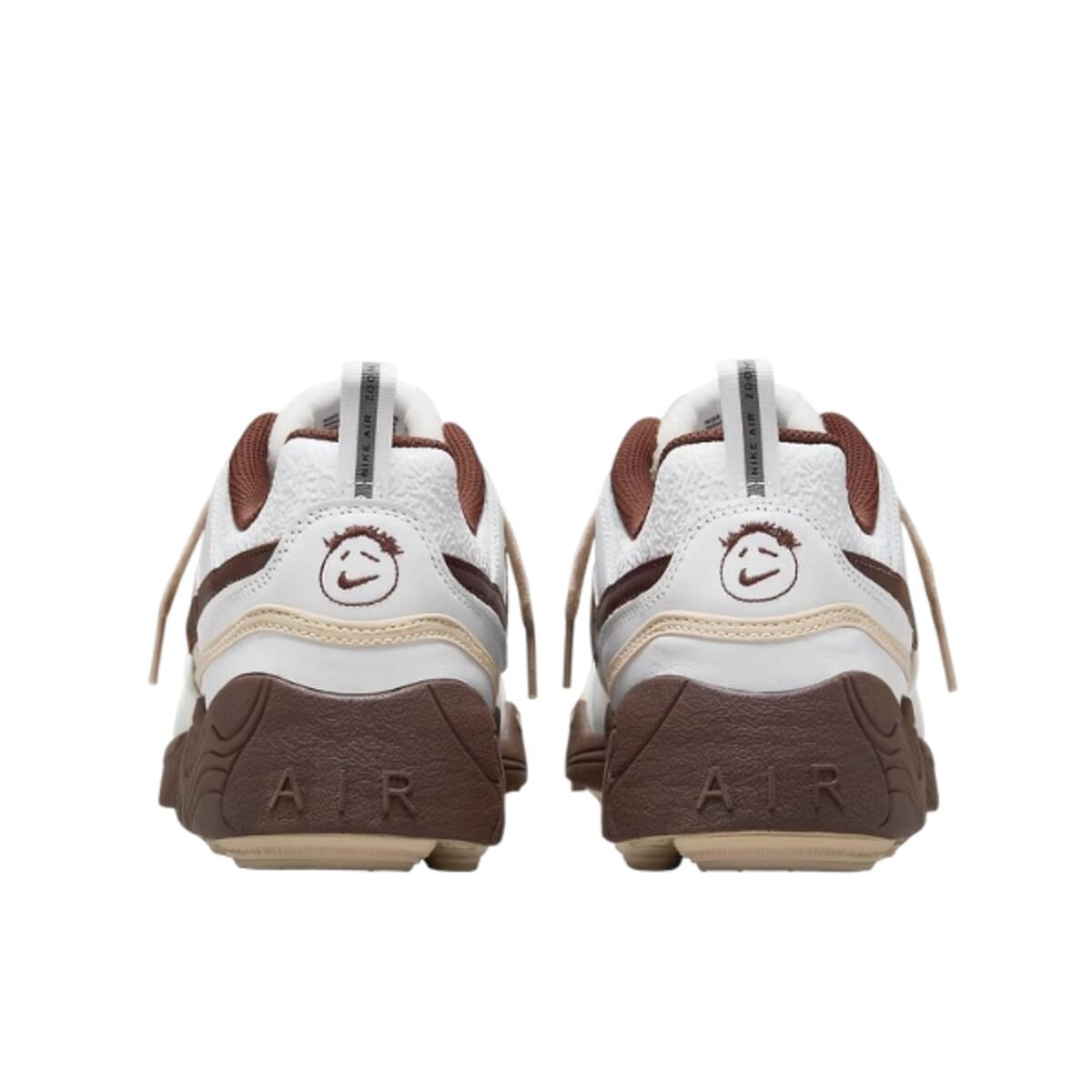 Chaussures  Zoom Field Jaxx Travis Scott Light Chocolate 3/4