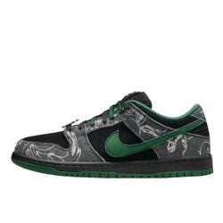 Chaussures SB Dunk Low There Skateboards