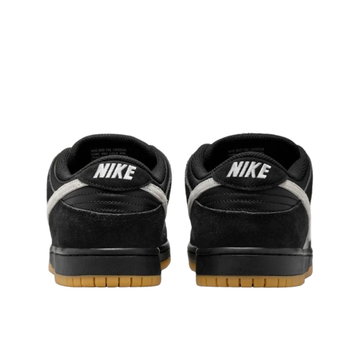 Chaussures  Dunk Low Pro SB Black White Gum 3/4