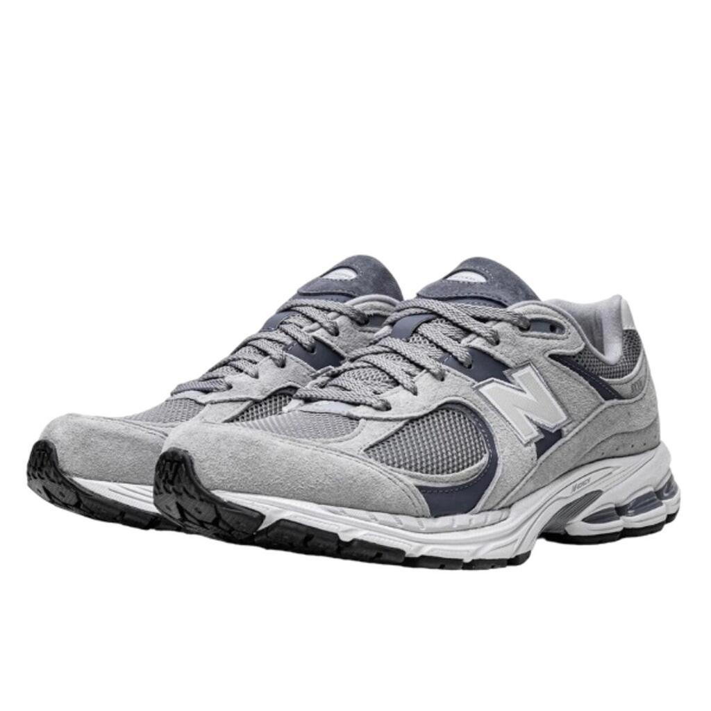 GREY / WHITE