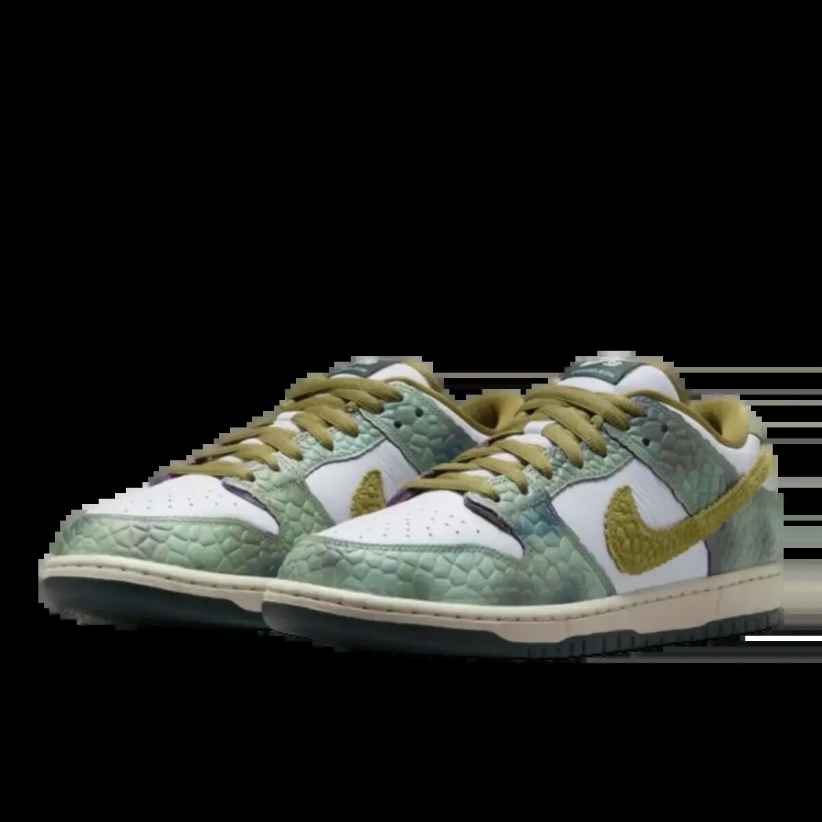 Chaussures  SB Dunk Low Alexis Sablone Chameleon 2/6